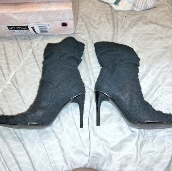 Dibrera hand-scraped, leather, black boots - Picture 2 of 7